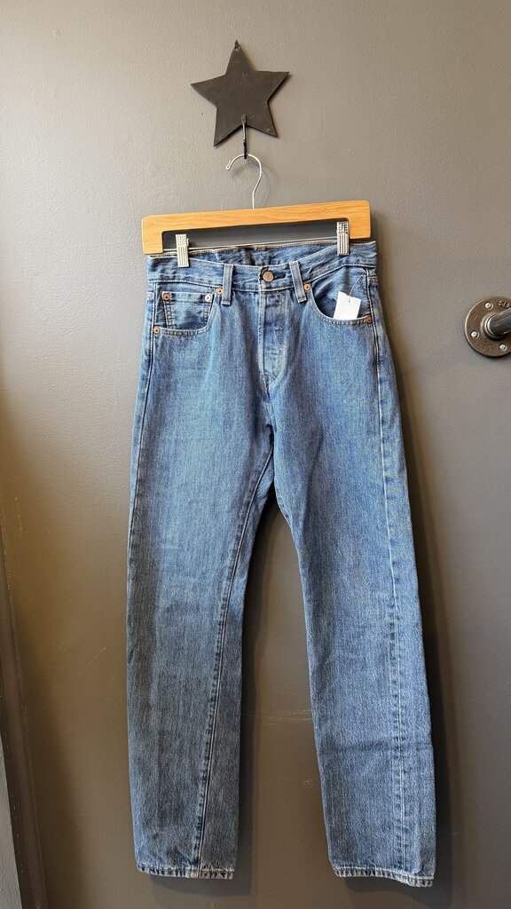 501 Straight Jeans