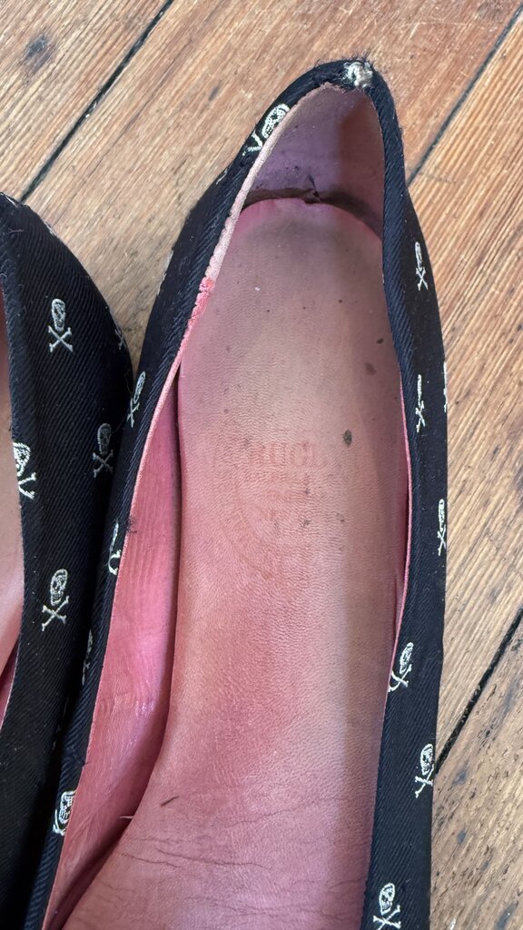 Skull Crossbones Flats