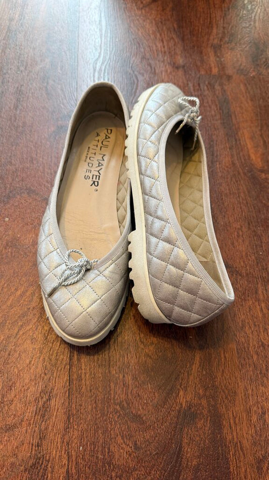 Quilted Silver Flats