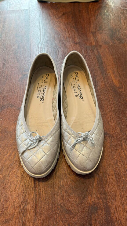 Quilted Silver Flats