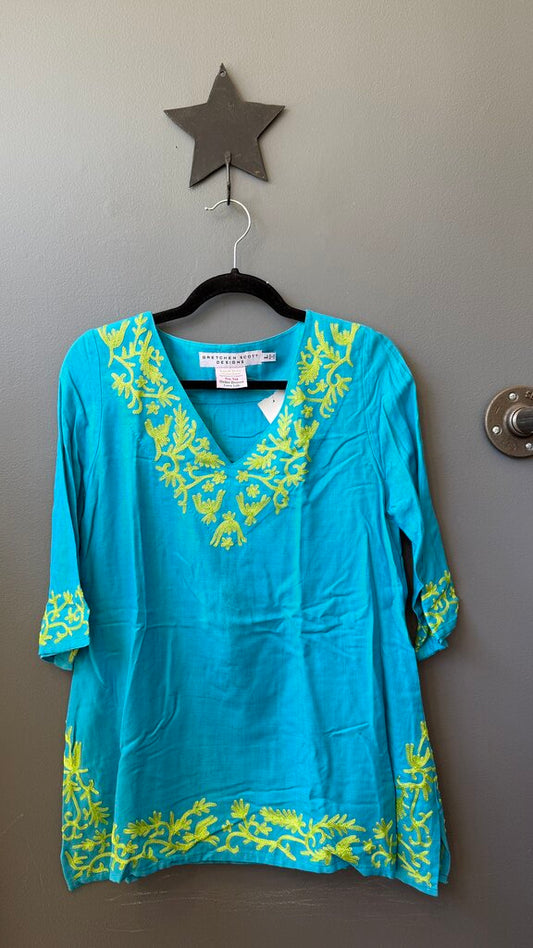 Embroidered 3/4 Sleeve Tunic Top