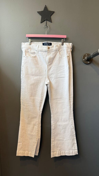 Carson Ankle Flare White Jeans