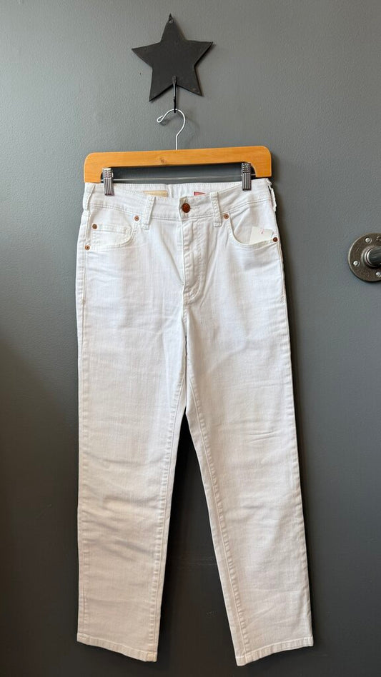 The Vintage Straight White Jeans