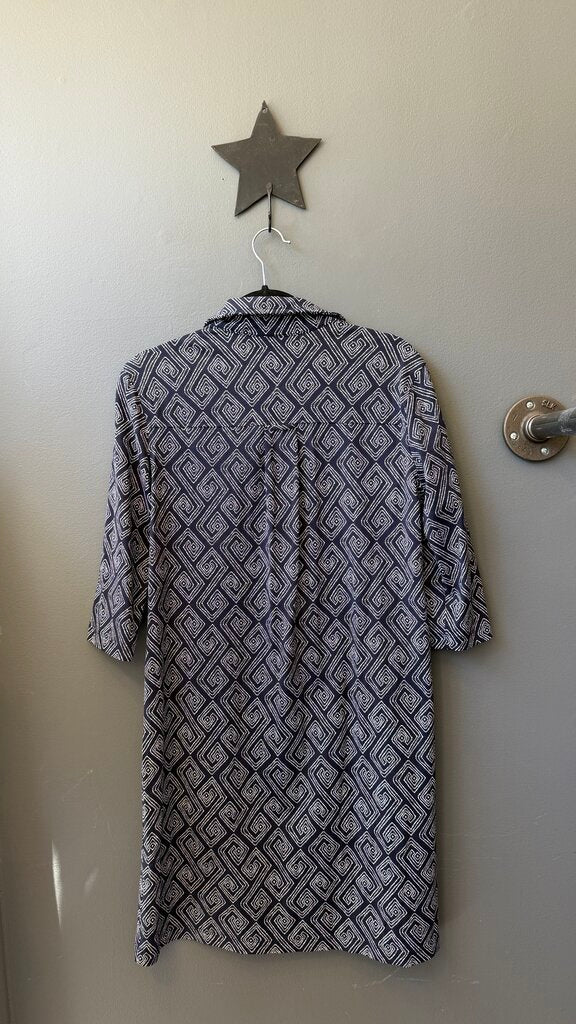 Stretch Pocket Popover Shift Dress