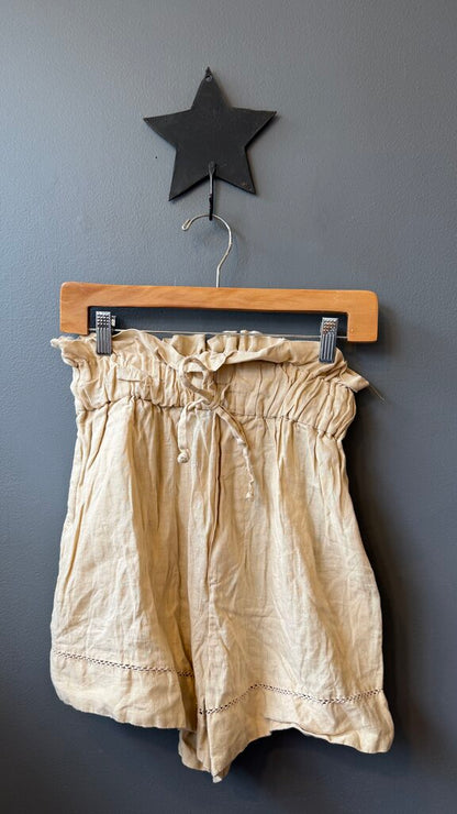 Linen High Rise Shorts