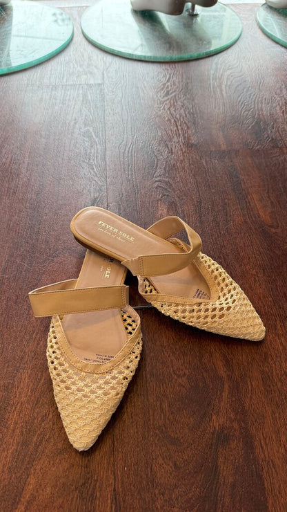 Raffia Pointed Flat Mules