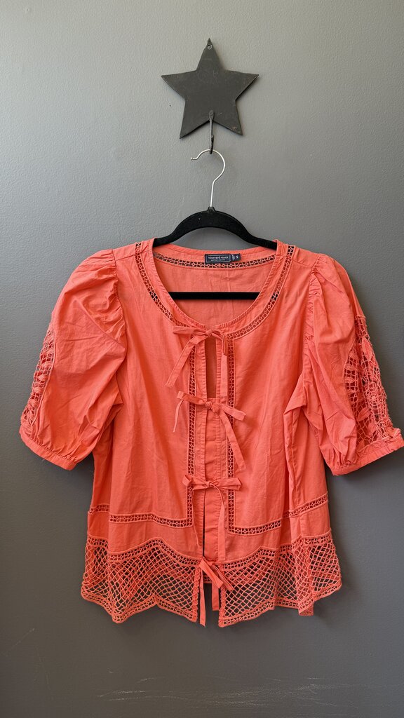 Bow Front Lace Inlay Blouse