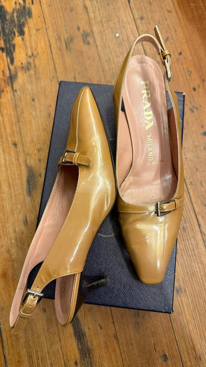 Vintage Patent Pointed Slingback Heels