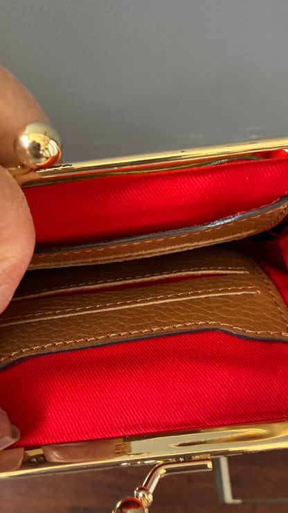Kisslock Wallet Changepurse