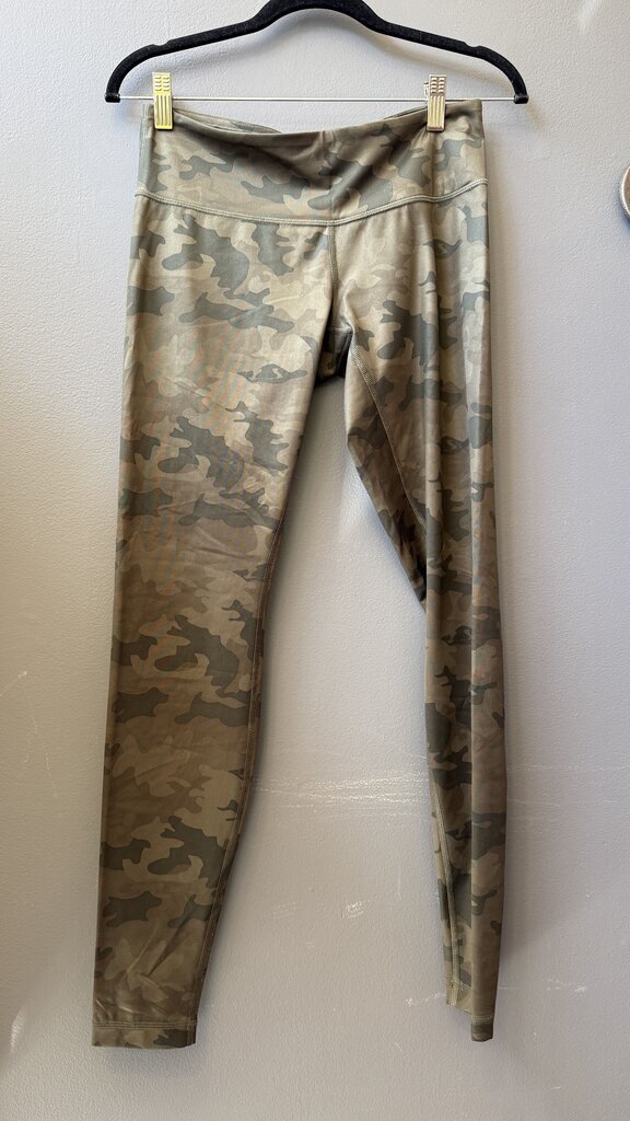 Low Rise Camo Leggings