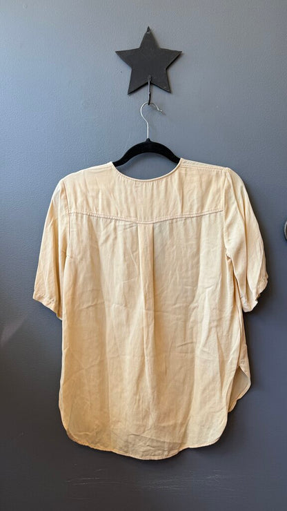 Silk Keyhole Sleeveless Blouse