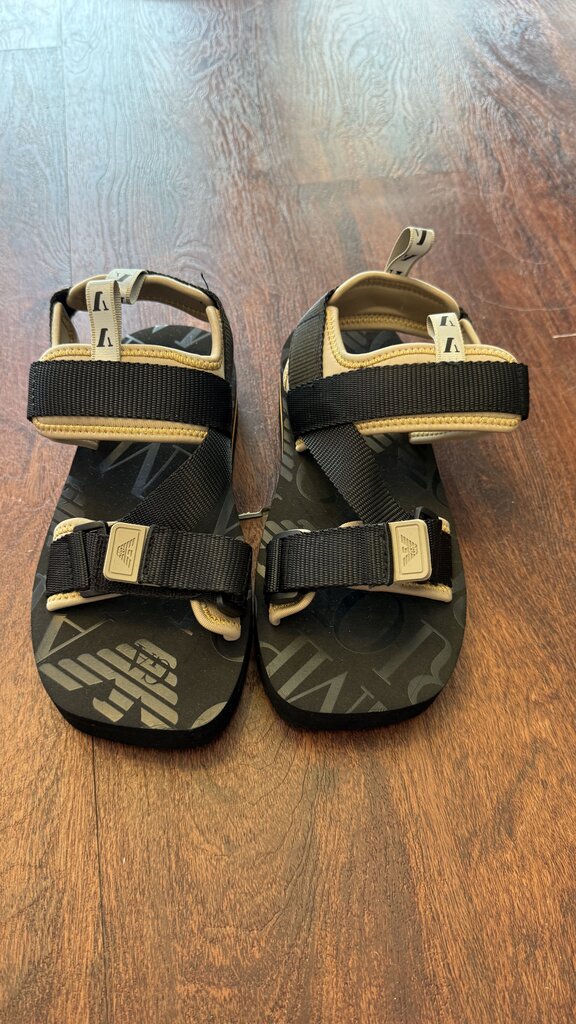 Velcro Cushion Sandals