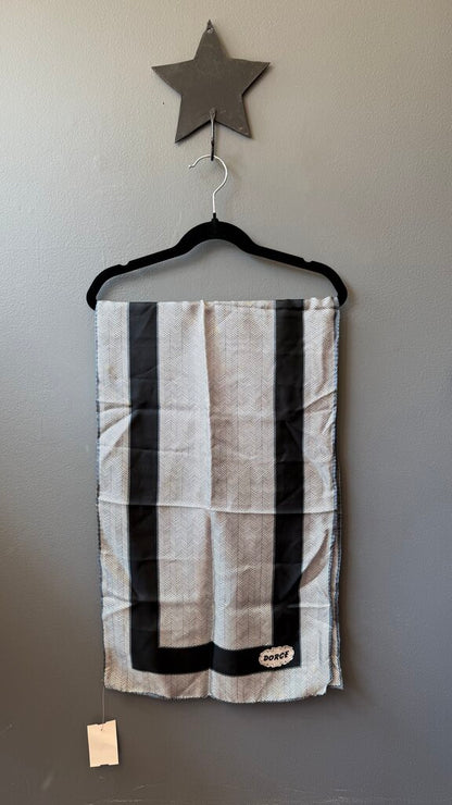 Silk Chevron Print Thin Scarf