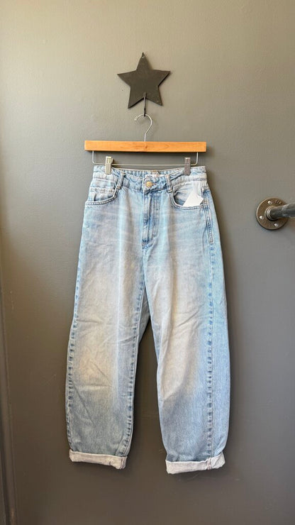 Wide Leg HR Jeans