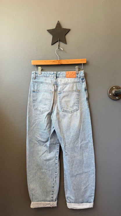 Wide Leg HR Jeans