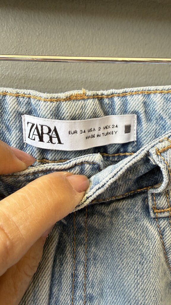 Wide Leg HR Jeans