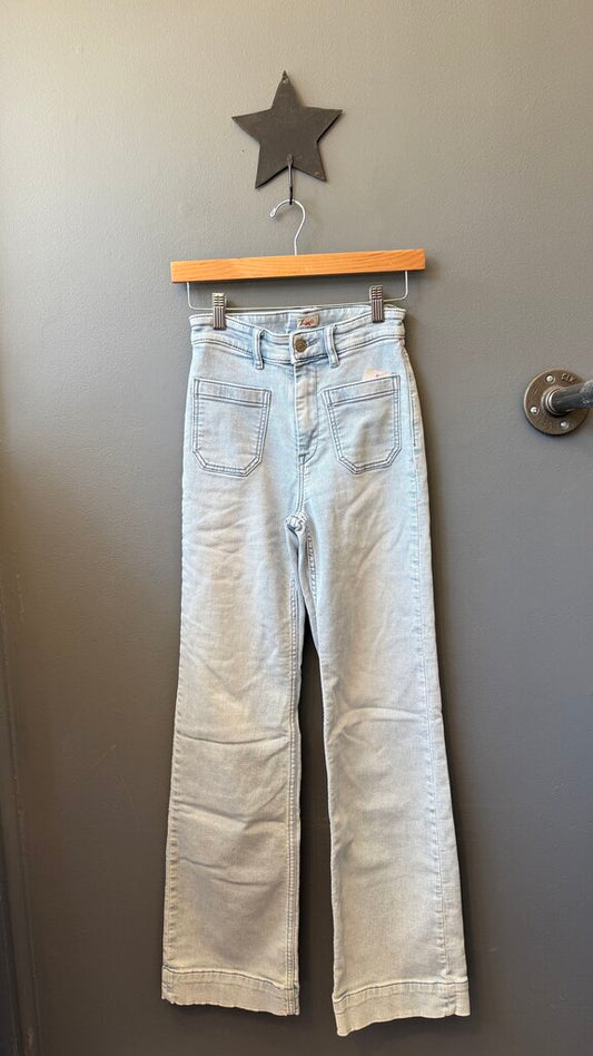 Soft Patch Pocket Flare Jeans