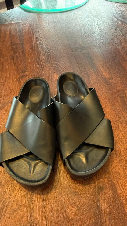 Molded Footbed Platform Sandals