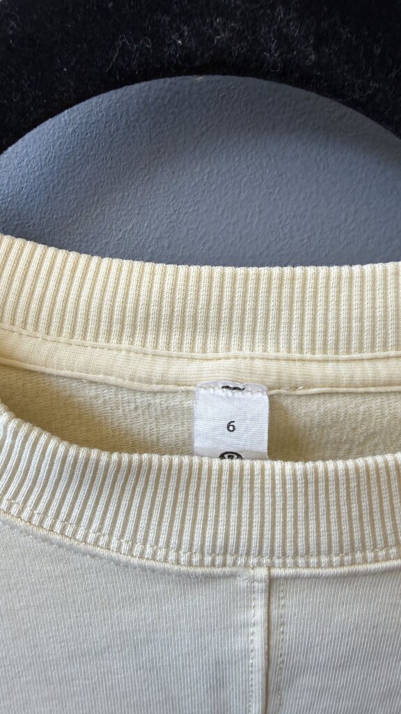 V Shape Crop Sweatshirt
