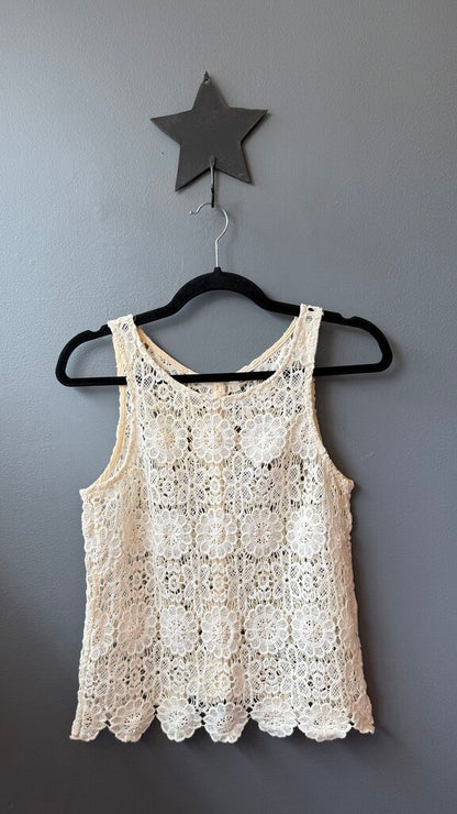 Lace Button Back Tank Top