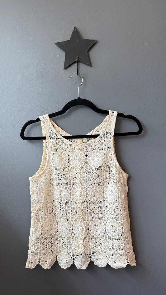 Lace Button Back Tank Top