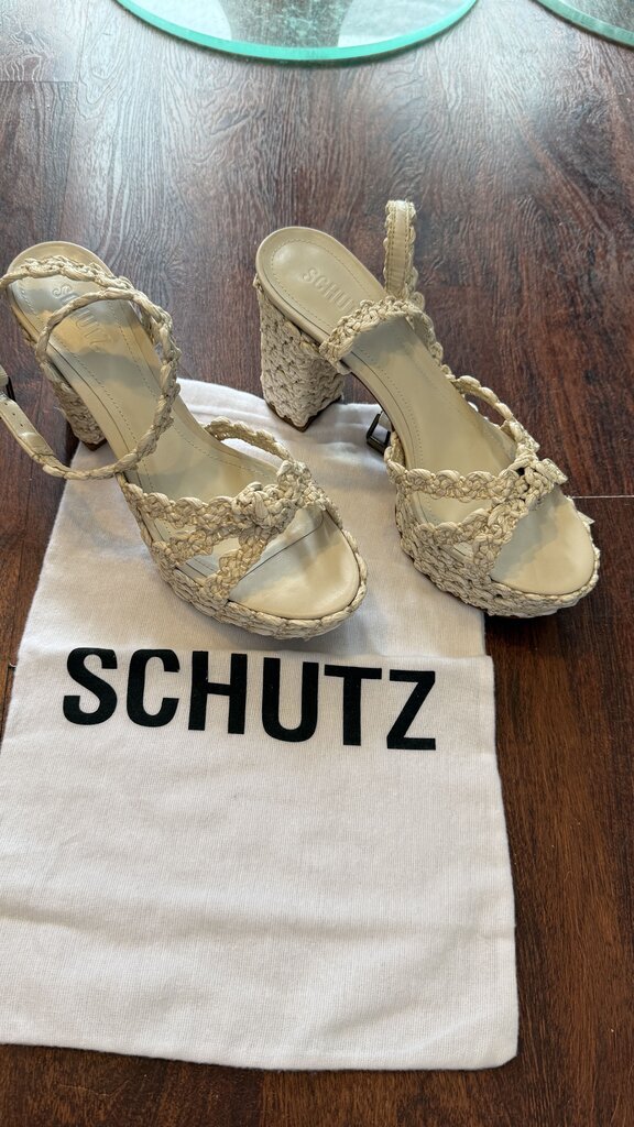 Crochet Kareena Platform Heels