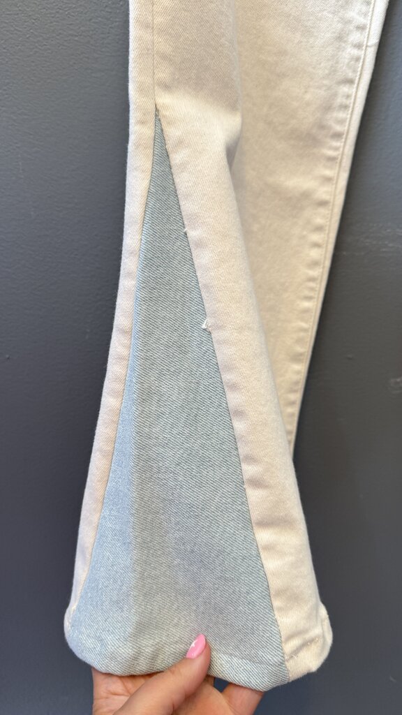 Kick Flare High Rise Jeans