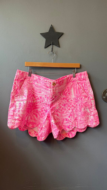 Buttercup Scallop Shorts