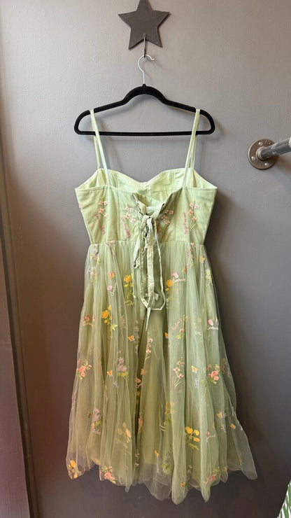 Tulle Embroidered Lace Up Back Dress