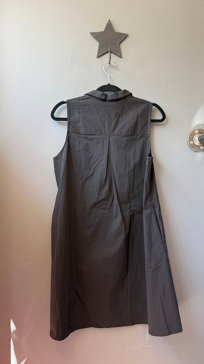 Swing Sleeveless Shirtdress