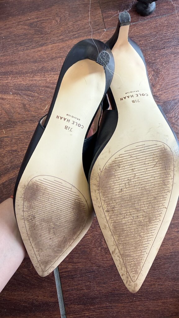 Pointed Slingback Kitten Heels