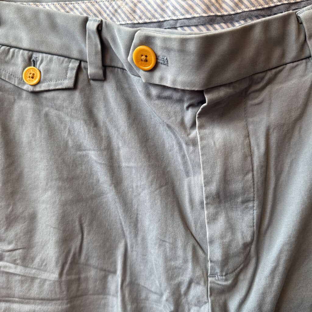 Bermuda Chino Shorts
