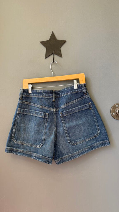 Curvy Emmett Shorts
