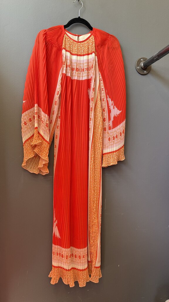 Pleated Longsleeve Maxi Dress