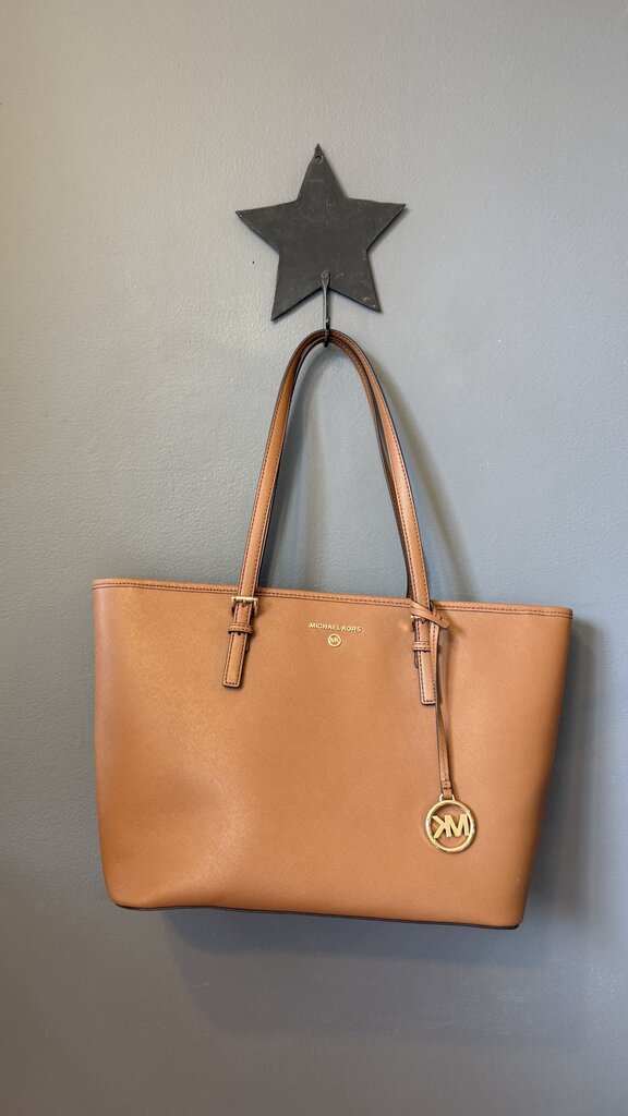 Saffiano Large Zipper Tote Bag