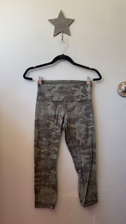 Align Crop Camo Leggings