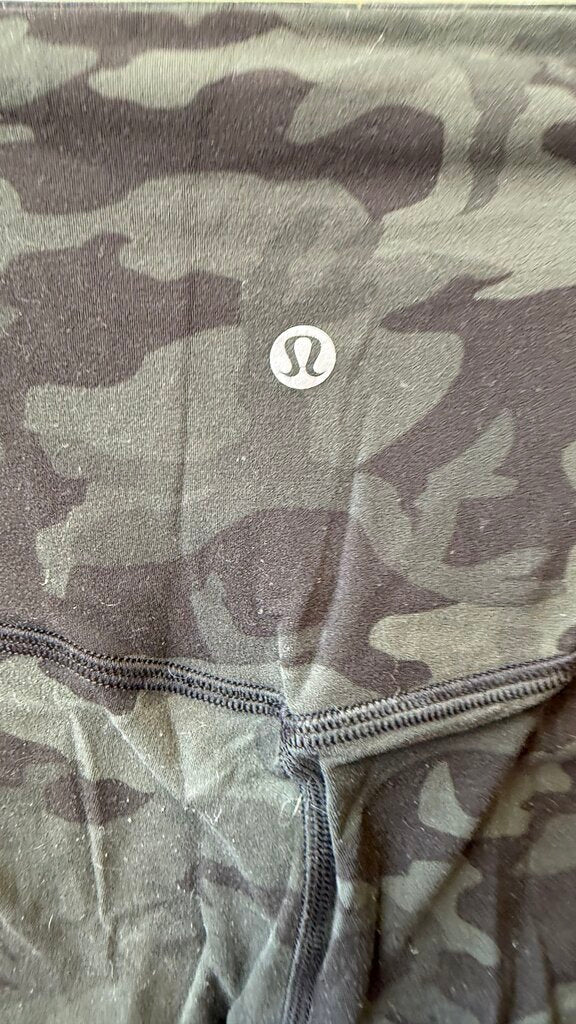 Align Crop Camo Leggings