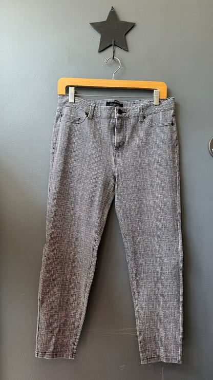 Petite Plaid Type Skinny Jeans