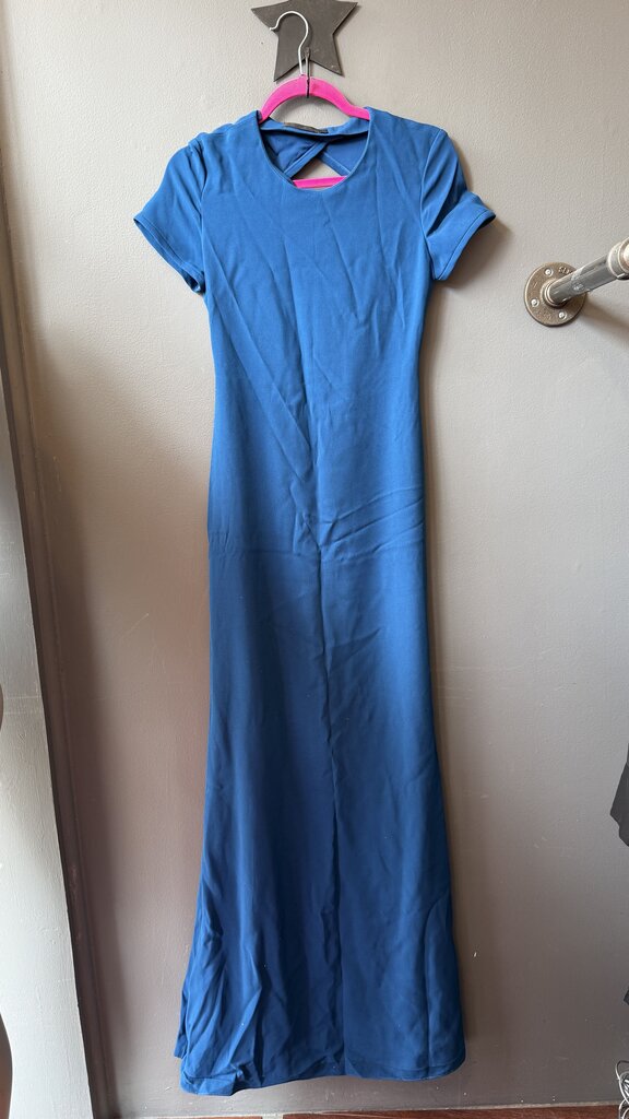 Back Opening Short Sleeve Maxi Gown Dress