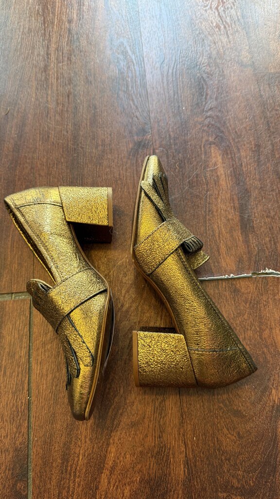 Fringe Loafer Gold Block Heel Loafers