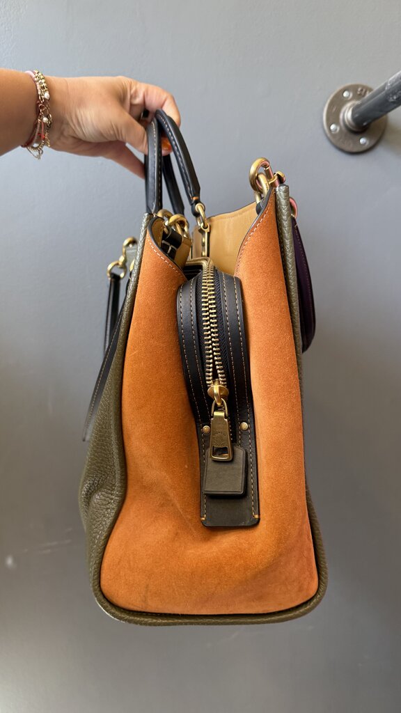 Tricolor Rogue 40 Bag