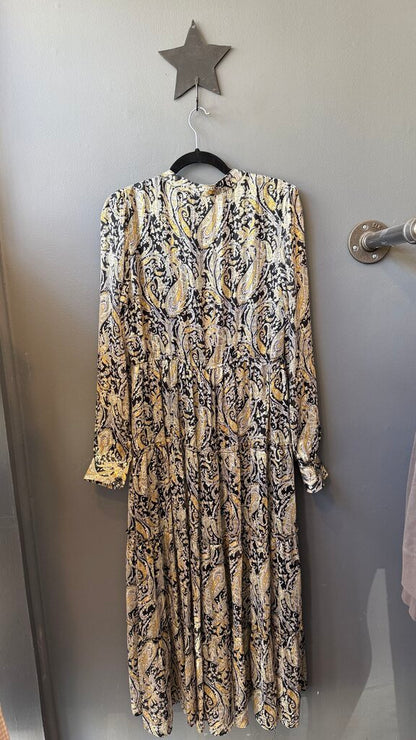 Paisley Metallic Longsleeve Midi Dress