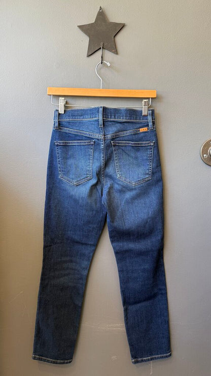 Short The Stir Slim Jeans