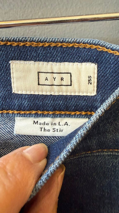 Short The Stir Slim Jeans