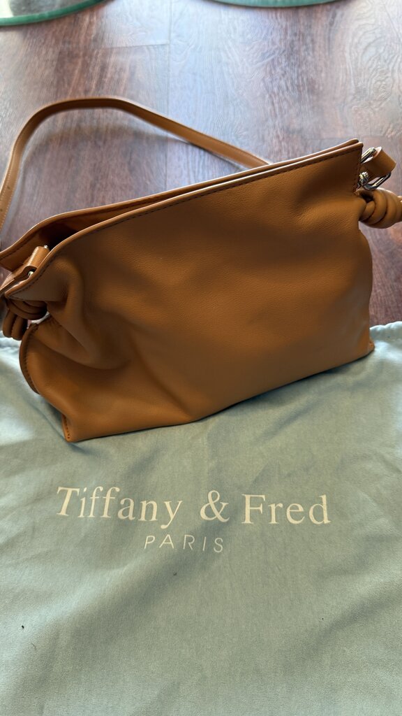 Knot Side Slouchy Clutch Crossbody
