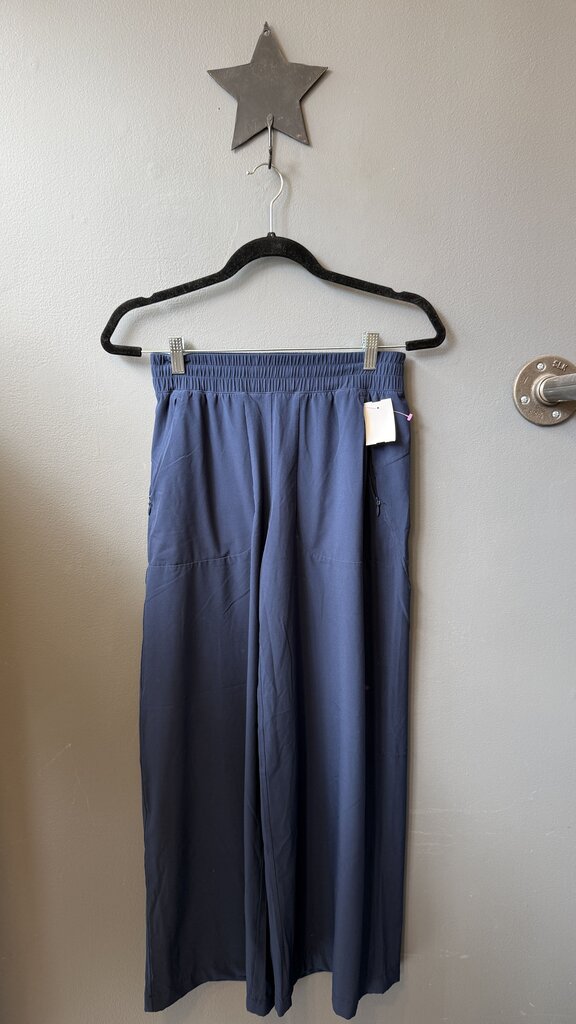Swift Mid-Rise Wide-Leg Pant