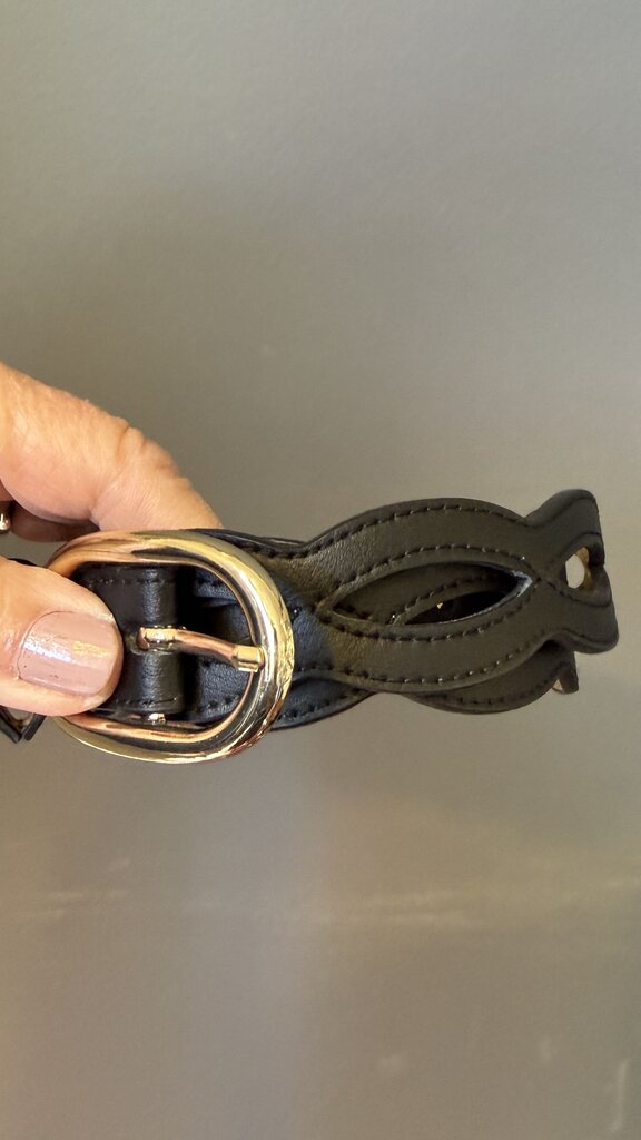 Oval Cutouts Belt