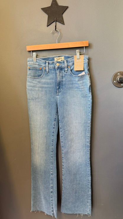 Mid Rise Kick Out Jeans