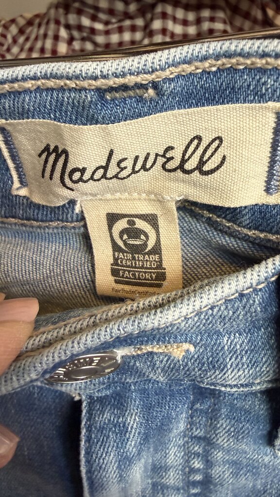 Mid Rise Kick Out Jeans