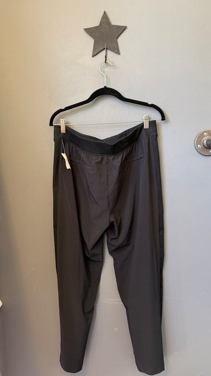 Tapered Pull On Pants